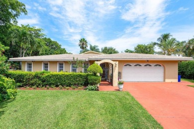 Beach Townhome/Townhouse For Sale in Boynton Beach, Florida