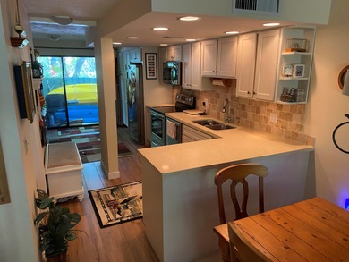 Beach Townhome/Townhouse For Sale in Plantation Key, Florida