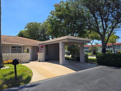 Beach Home For Sale in Delray Beach, Florida