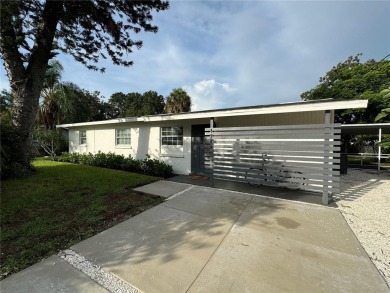 Beach Home Sale Pending in Sarasota, Florida