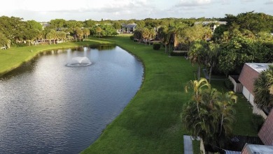 Beach Townhome/Townhouse For Sale in West Palm Beach, Florida