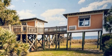 Beach Home For Sale in Myrtle Beach, South Carolina