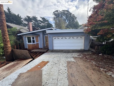 Beach Home For Sale in Aptos, California