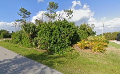Beach Lot Sale Pending in Englewood, Florida
