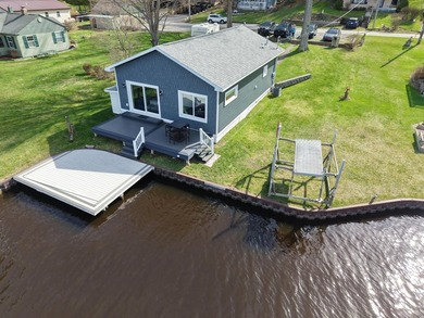 Beach Home For Sale in Ludington, Michigan