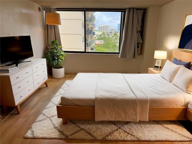 Beach Condo For Sale in Honolulu, Hawaii