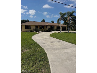 Beach Home For Sale in Fort Myers, Florida