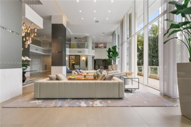 Beach Condo For Sale in Aventura, Florida