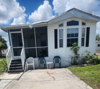Beach Home For Sale in Ruskin, Florida
