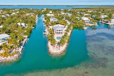 Beach Home For Sale in Sugarloaf Key, Florida