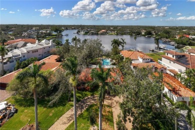 Beach Home For Sale in St. Petersburg, Florida