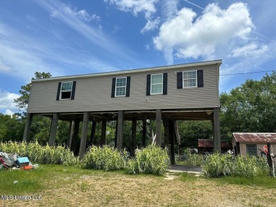 Beach Home For Sale in Bay Saint Louis, Mississippi