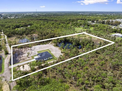 Beach Home For Sale in Port Saint Lucie, Florida