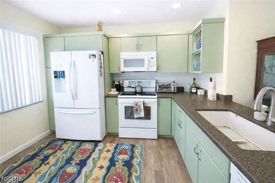 Beach Condo For Sale in Fort Myers, Florida
