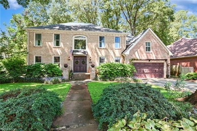 Beach Home For Sale in Chesapeake, Virginia