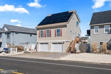 Beach Home For Sale in Beach Haven West, New Jersey