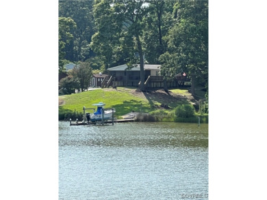Beach Home For Sale in Topping, Virginia