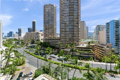 Beach Condo For Sale in Honolulu, Hawaii