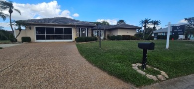 Beach Home For Sale in Sarasota, Florida