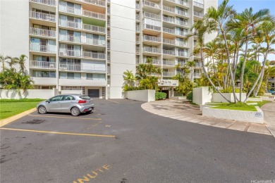 Beach Condo For Sale in Aiea, Hawaii