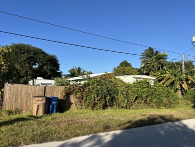 Beach Home For Sale in Little Torch Key, Florida