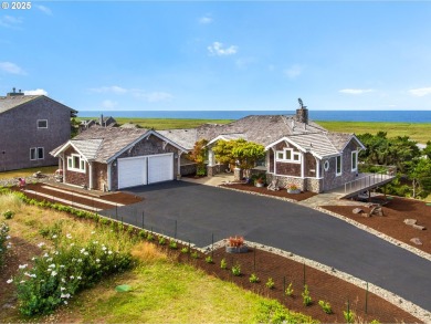 Beach Home For Sale in Gearhart, Oregon