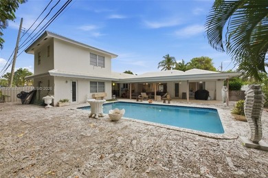 Beach Home For Sale in Deerfield Beach, Florida