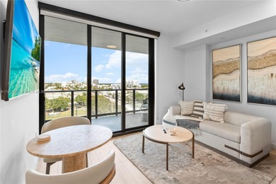 Beach Condo For Sale in Miami Beach, Florida
