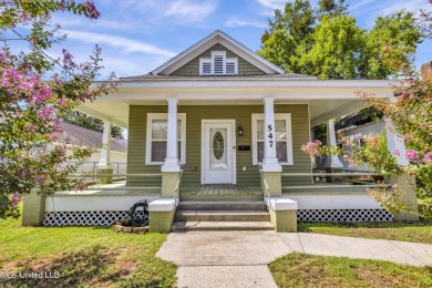 Beach Home For Sale in Biloxi, Mississippi