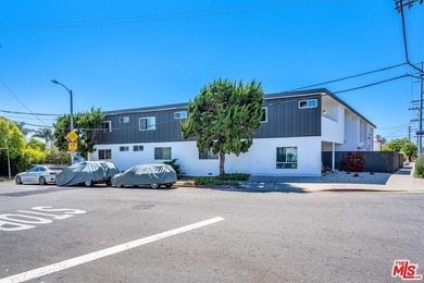 Beach Home For Sale in Venice, California