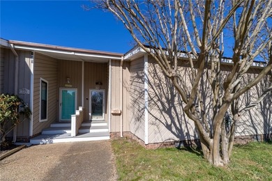 Beach Condo For Sale in Virginia Beach, Virginia