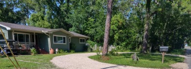 Beach Home For Sale in Apalachicola, Florida