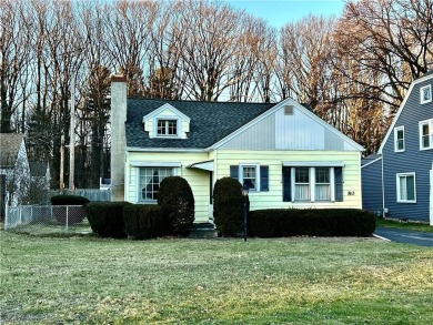 Beach Home Sale Pending in Rochester, New York