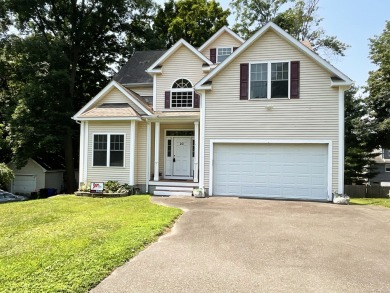 Beach Home For Sale in Norwalk, Connecticut