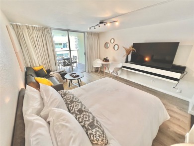 Beach Condo For Sale in Honolulu, Hawaii