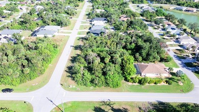 Beach Lot For Sale in Rotonda West, Florida