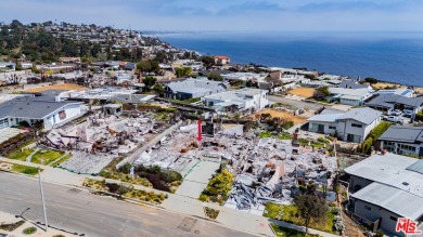 Beach Lot For Sale in Malibu, California