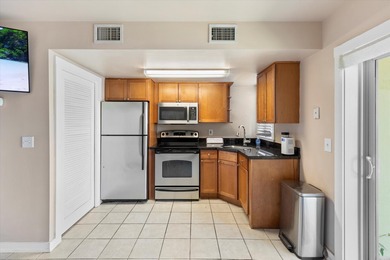 Beach Condo For Sale in Big Coppitt, Florida