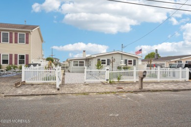 Beach Home Sale Pending in Manahawkin, New Jersey