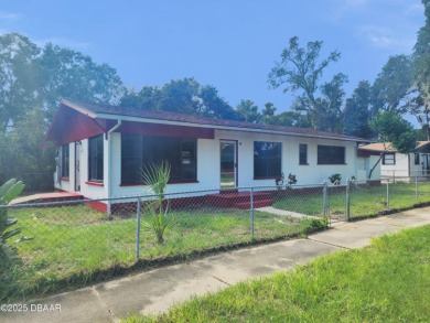 Beach Home Sale Pending in Daytona Beach, Florida