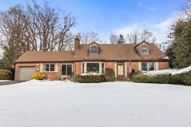 Beach Home Sale Pending in Setauket, New York