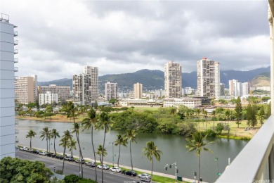 Beach Condo For Sale in Honolulu, Hawaii