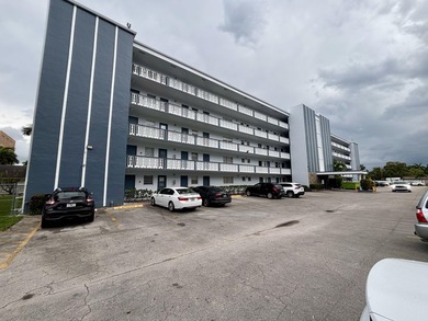 Beach Condo For Sale in Hallandale Beach, Florida