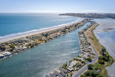 Beach Home For Sale in Stinson Beach, California