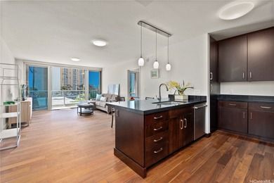 Beach Condo For Sale in Honolulu, Hawaii