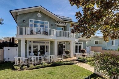 Beach Home Active Under Contract in El Segundo, California
