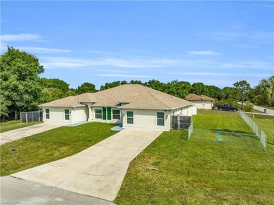 Beach Home For Sale in Fort Myers, Florida
