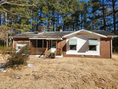 Beach Home For Sale in Gloucester, Virginia