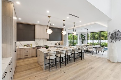 Beach Home For Sale in West Palm Beach, Florida