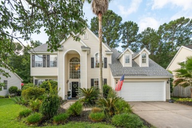Beach Home For Sale in Mount Pleasant, South Carolina
